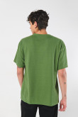 Camiseta oversize verde manga corta con finas texturas