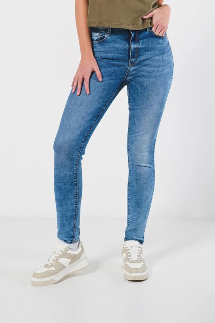 Jean azul claro jegging con tiro súper alto y ajuste ceñido