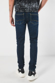 Jean skinny azul oscuro ajustado con bolsillos y tiro bajo