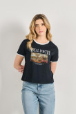 camiseta-de-contrastes-femenina-visual-poetry