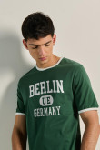 Camiseta college de Berlín unicolor con manga corta