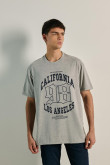 Camiseta oversize college unicolor con manga corta