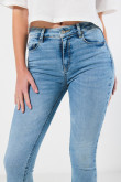 Jean Jegging tiro alto azul claro