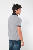 Camiseta Polo estampada con cuello y puños tejidos.