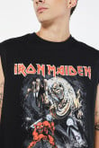 Camiseta manga sisa negra con arte de Iron Maiden