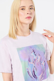 Camiseta lila manga corta con estampado futurista