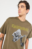 Camiseta manga corta con estampado en frente de Iron Maiden