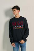 Sueter cuello redondo con estampado de Mickeys