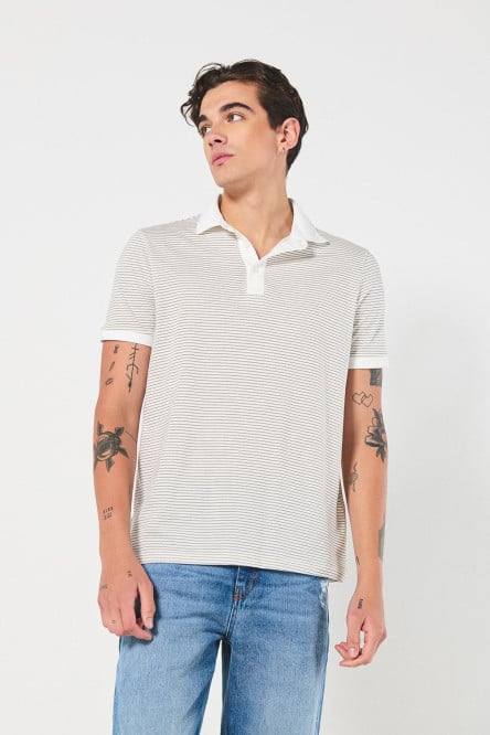 Camiseta polo crema clara a rayas con manga corta