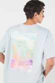 Camiseta azul manga corta oversize con paisaje artístico