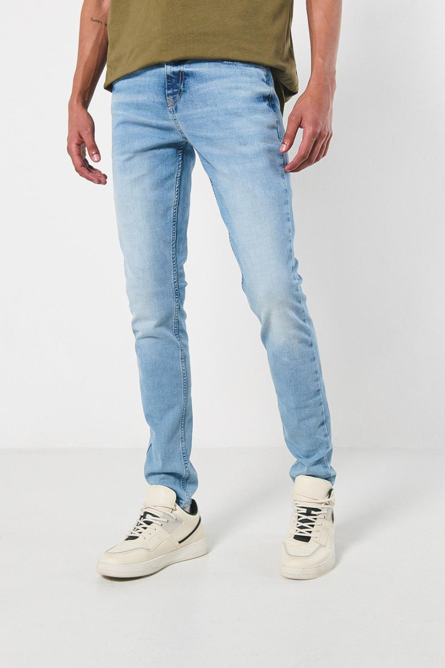 Jean Super Skinny fit tiro bajo