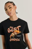 Camiseta unicolor crop top con estampado de pizza