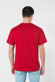 Camiseta roja oscura cuello redondo con texto college