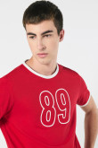 Camiseta college roja con contrastes blancos y manga corta