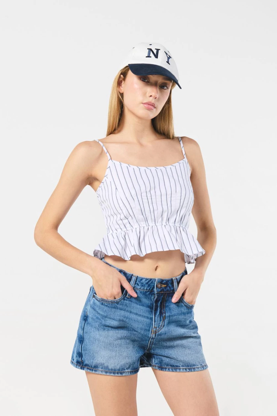 Blusa blanca manga sisa a rayas con recogido en cintura