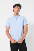 Camisa cuello button down manga corta en slim fit