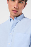 Camisa cuello button down manga corta en slim fit