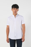 Camisa cuello neru o mao, manga corta en slim fit