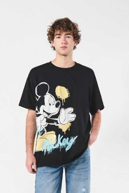 Camiseta manga corta oversize con estampado en frente de Disney.