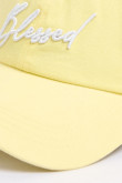 Gorra beisbolera en color amarillo con bordado frontal 3D