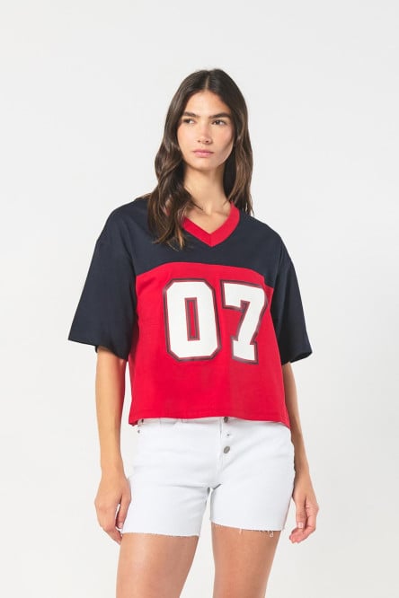 camiseta crop top oversize femenina