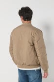 Chaqueta bomber unicolor acolchada doble faz con bolsillos con tapa