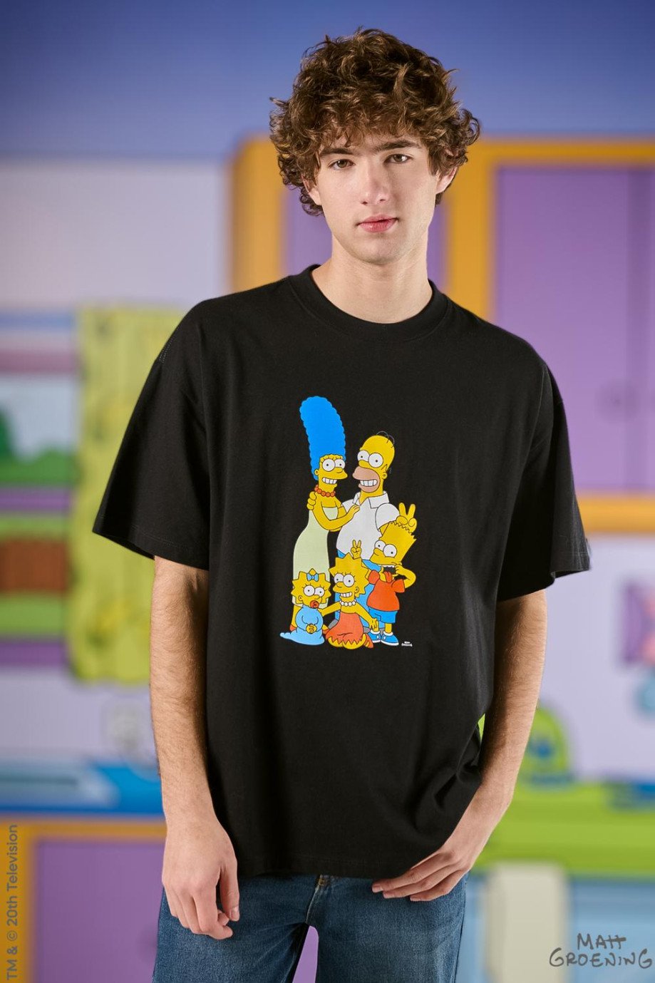 Camiseta manga corta con estampado en frente de Los Simpsons