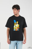 Camiseta manga corta con estampado en frente de Los Simpsons