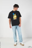 Camiseta manga corta con estampado en frente de Los Simpsons