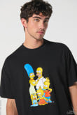 Camiseta manga corta con estampado en frente de Los Simpsons