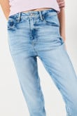 Jean mom fit tiro super alto