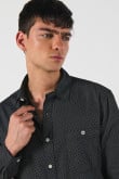 Camisa cuello sport collar manga larga en slim fit