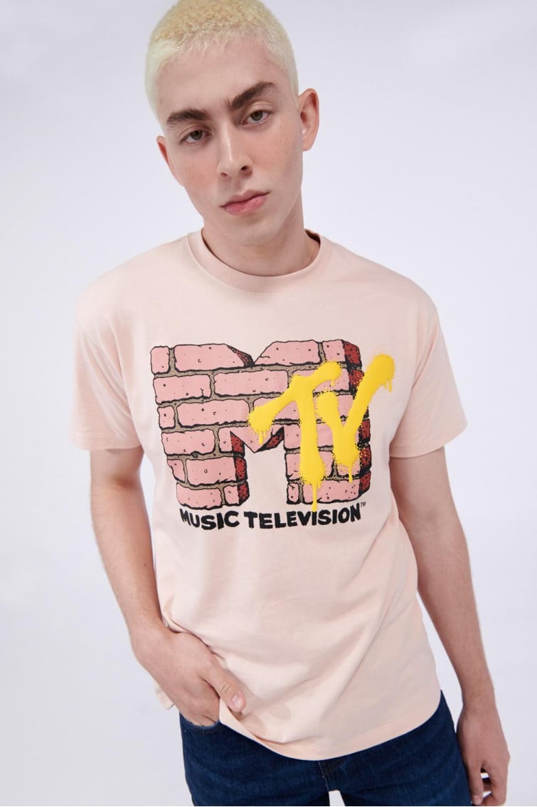 Camiseta manga corta estampada de MTV.