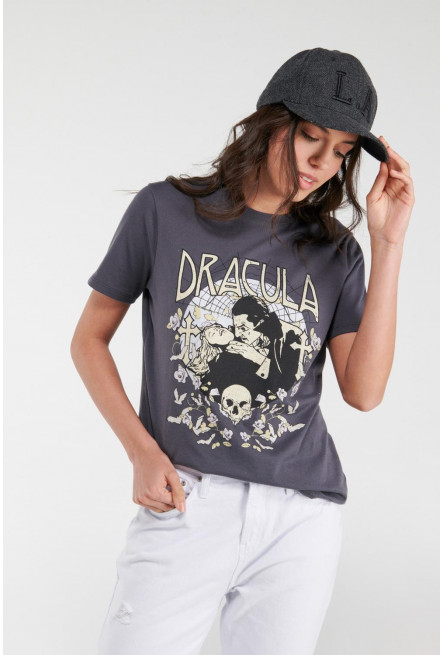 Camiseta manga corta, estampado de Drácula.