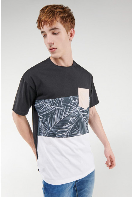 Camiseta manga corta con bloques de color y estampado digital