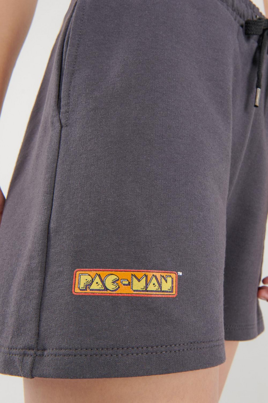 Short con bolsillos, estampado de Pacman.