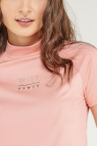 Camiseta rosada manga corta ranglan con estampado de letras
